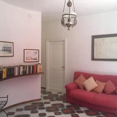 Home Villa With Garden & Parking Villa