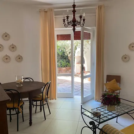 Home Villa With Garden & Parking Villa *