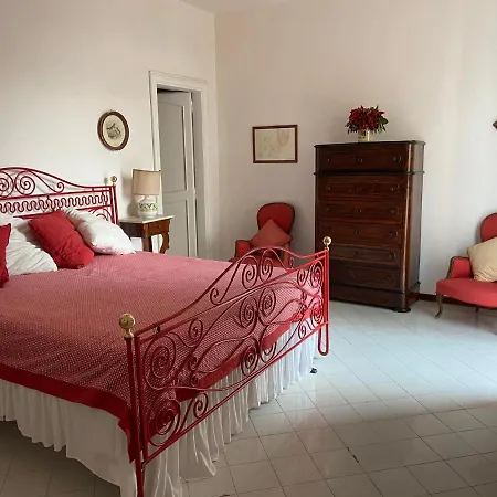 Home Villa With Garden & Parking