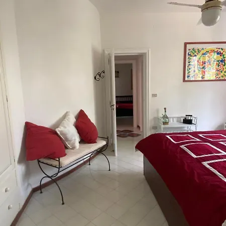 Home Villa With Garden & Parking